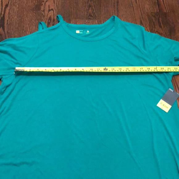 Xersion Open Shoulder Scoop Neck Tee - Tall - Picture 2 of 7